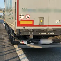 B2025_25_2.jpg